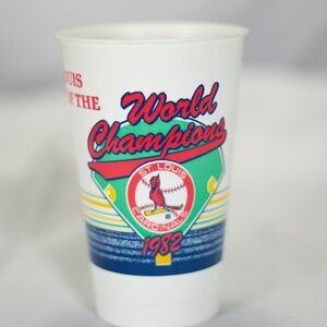 Vintage 1982 St. Louis Cardinals World Champions Plastic Cups